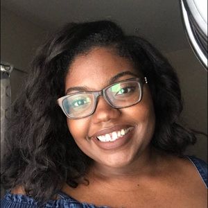 Meet your Posher, Natasha